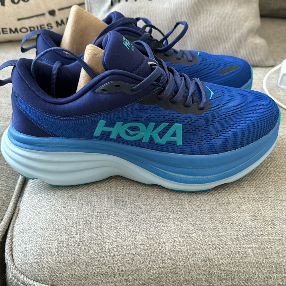 Hoka Bondi 8 women’s 9 1/2